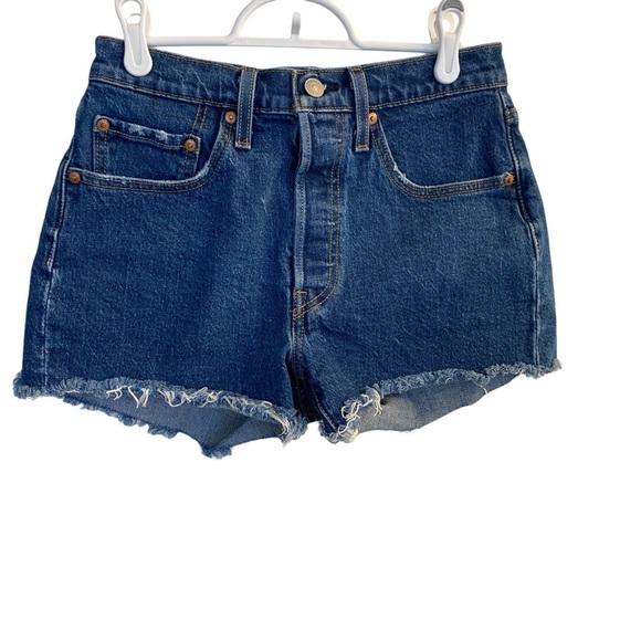 Levi's 501 Premium Denim Blue Cut Off's Medium Wash Jean Shorts Sz 26 - Picture 1 of 11